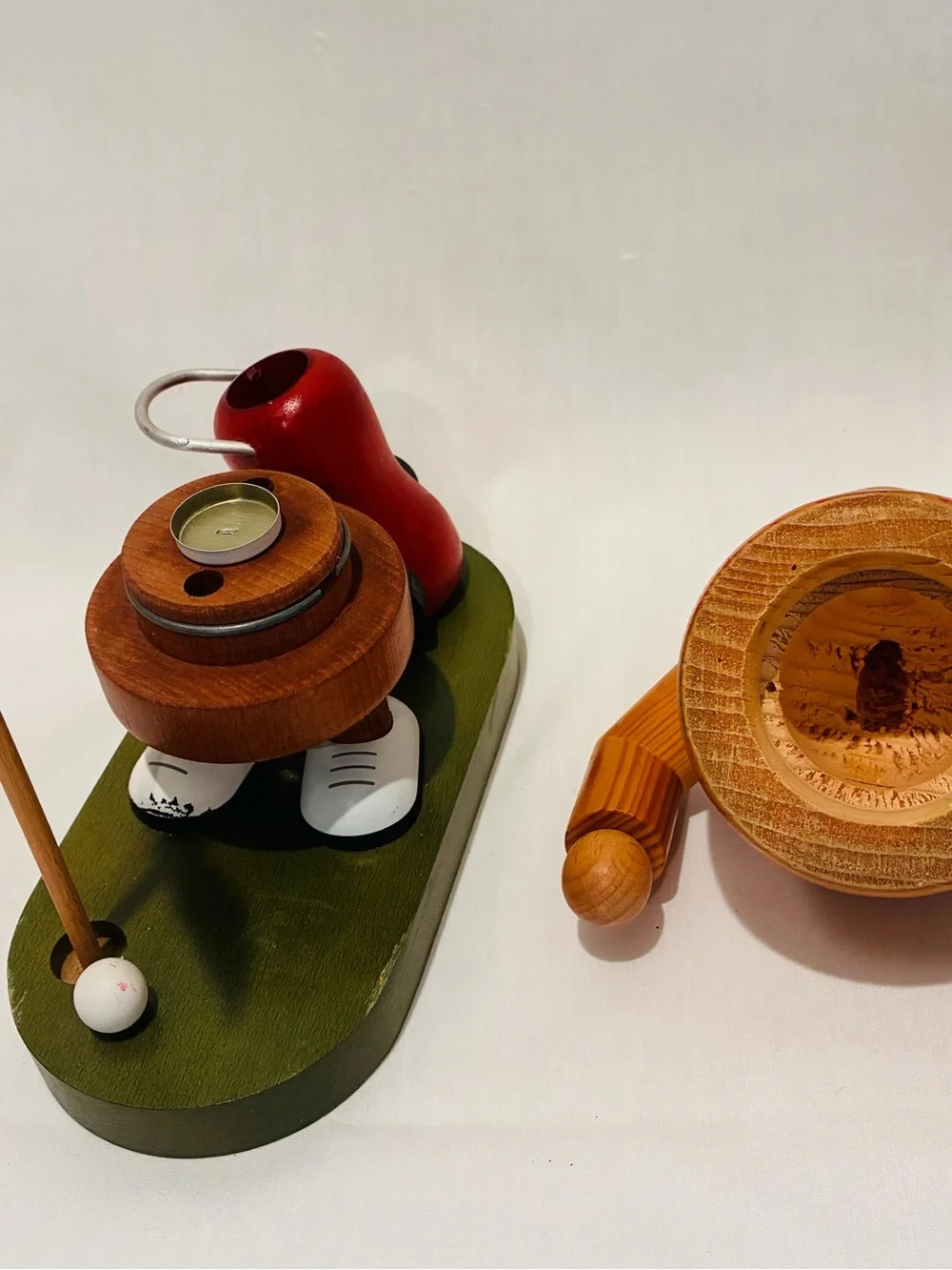 Erzgebirge Wooden Figure Golfer KWO Incence Smoker Die Dicken
